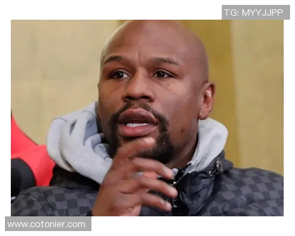 康纳与梅威瑟的世纪对决MMA与拳击的巅峰之战引发全球热议